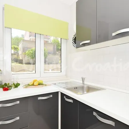 Apartment Sakal *